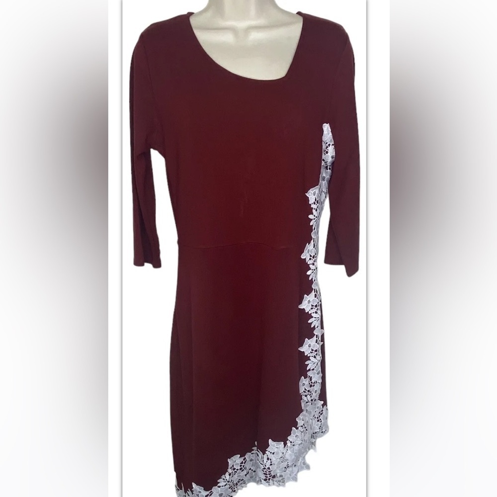Drimmaks Women’s Asymmetrical Pencil Dress L Red White w/White Lace Flowers